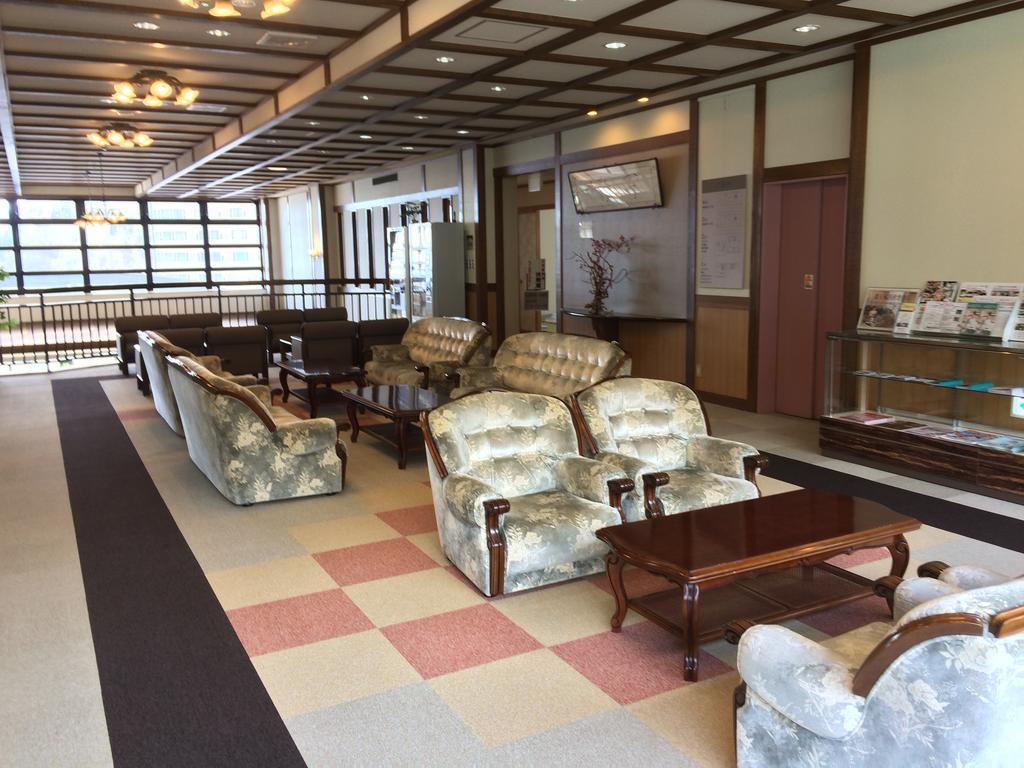 Отель Ishiuchi Yungparunas Minamiuonuma Экстерьер фото
